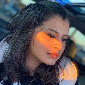 Meet your Posher, Nikki